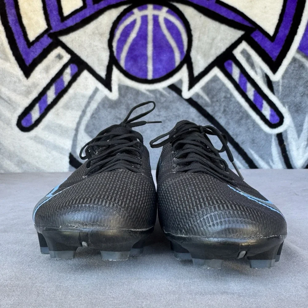 Nike product pair